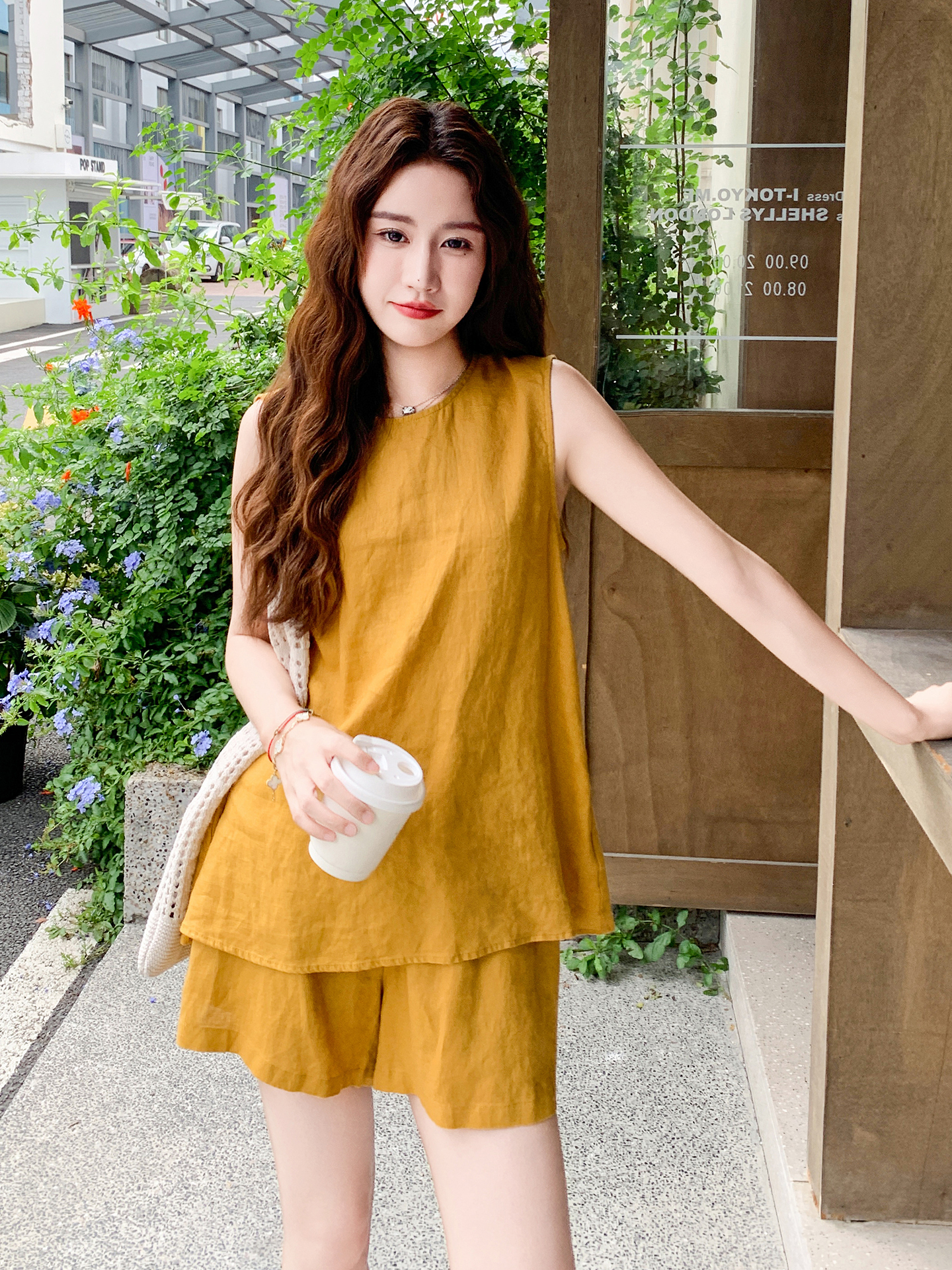 Yellow Backless Sleeveless Vest and Shorts Set for Women - 2025 Summer Casual Two-Piece Outfit for Petite Sizes Yellow Backless Sleeveless Vest and Shorts Set for Women - 2025 Summer Casual Two-Piece Outfit for Petite Sizes
