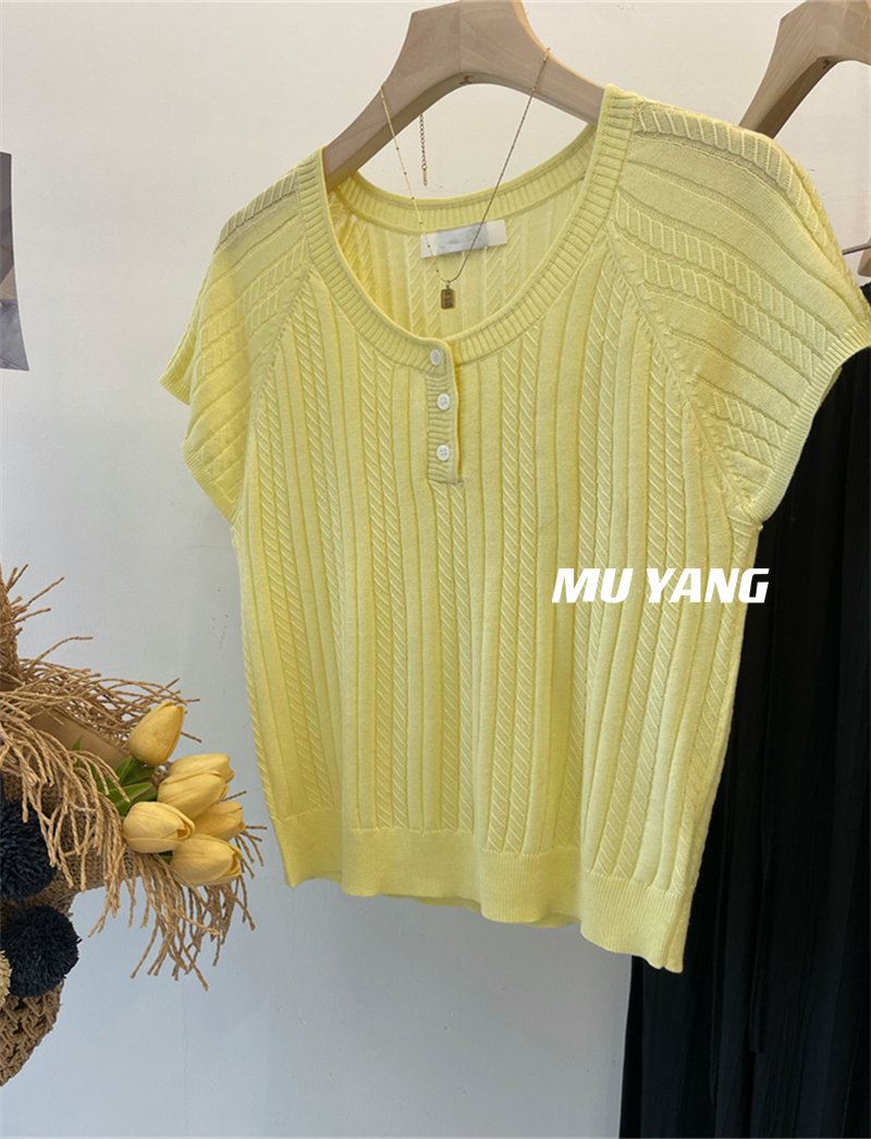 Yellow Twisted Short Sleeve Knitted Top for Women, Loose-Fitting Flying Sleeve Blouse, Stylish Chic Design Yellow Twisted Short Sleeve Knitted Top for Women, Loose-Fitting Flying Sleeve Blouse, Stylish Chic Design