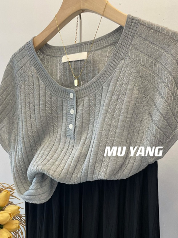 Yellow Twisted Short Sleeve Knitted Top for Women, Loose-Fitting Flying Sleeve Blouse, Stylish Chic Design Yellow Twisted Short Sleeve Knitted Top for Women, Loose-Fitting Flying Sleeve Blouse, Stylish Chic Design